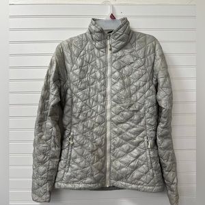 The North Face thermoball jacket preloved in nice condition!